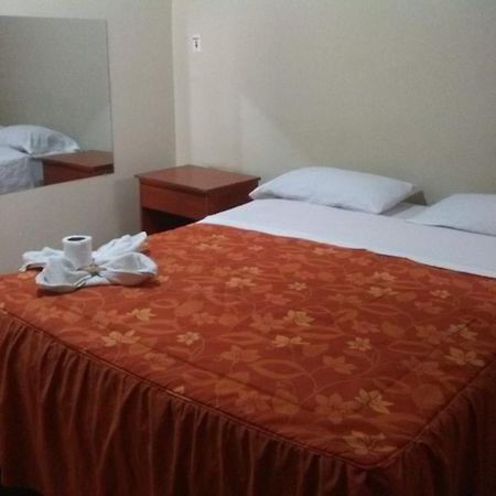 Hostal Jara Lima Luaran gambar