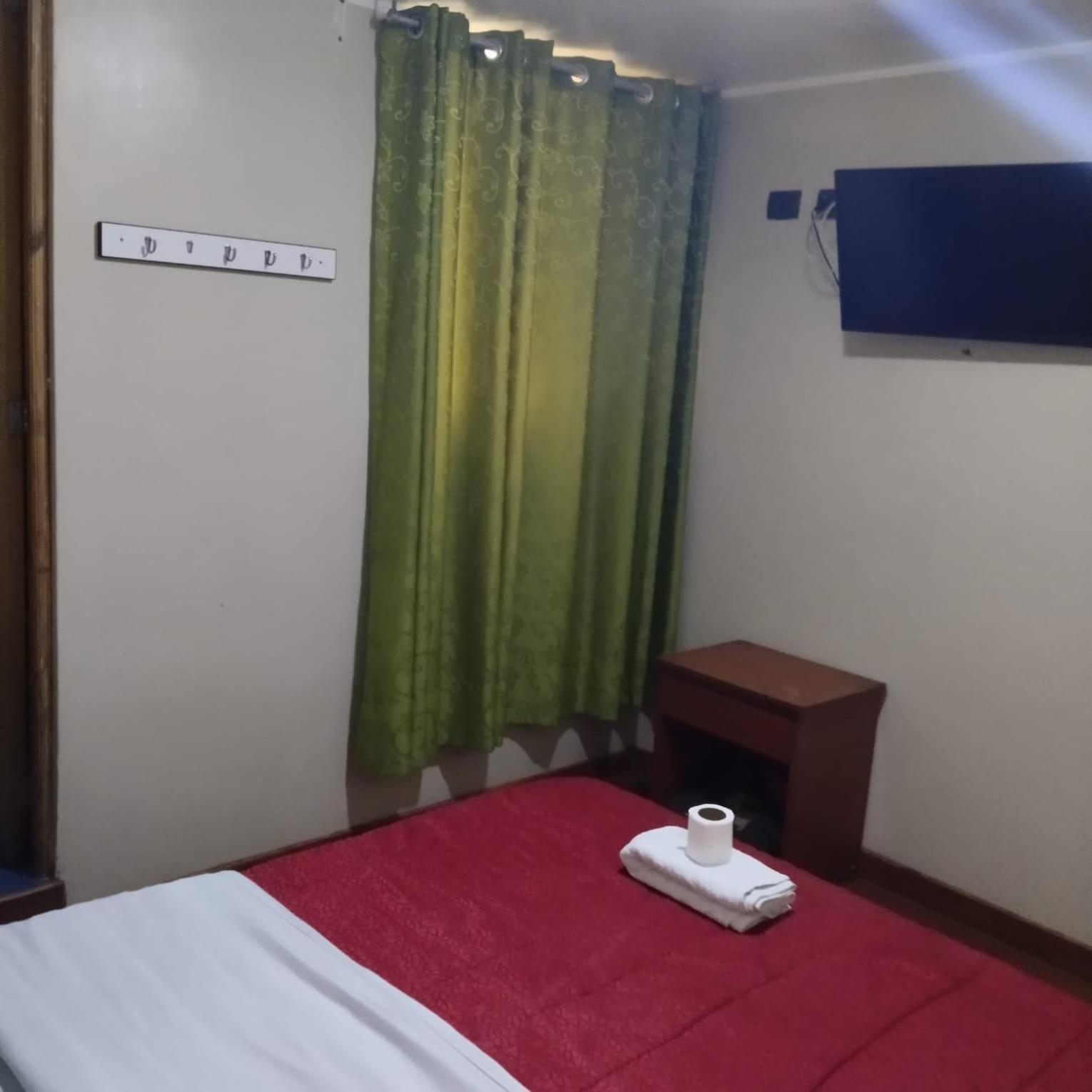 Hostal Jara Lima Luaran gambar