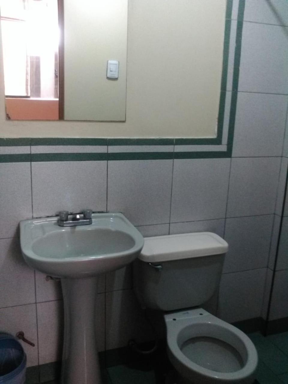 Hostal Jara Lima Luaran gambar