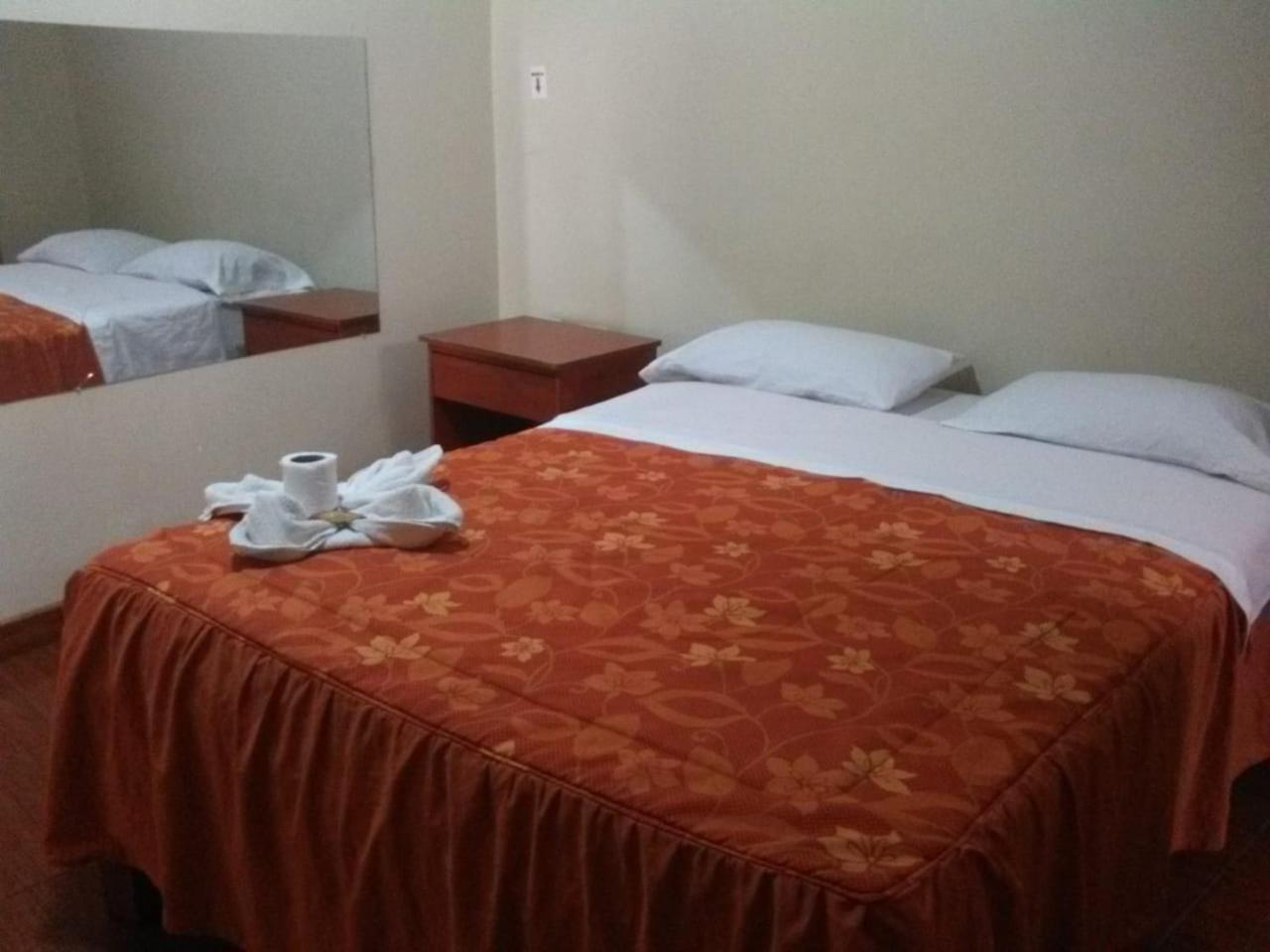 Hostal Jara Lima Luaran gambar